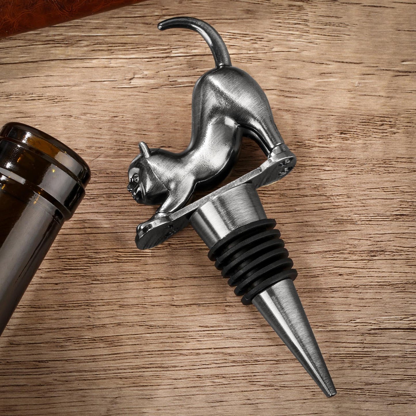Elegant Upturned Cat Shaped Red Wine Stopper Set With Metallic Luster Bottle Stopper Gift Box, High-end Accessories For Wine Enthusiasts, A Must-have Set For Wine Collectors